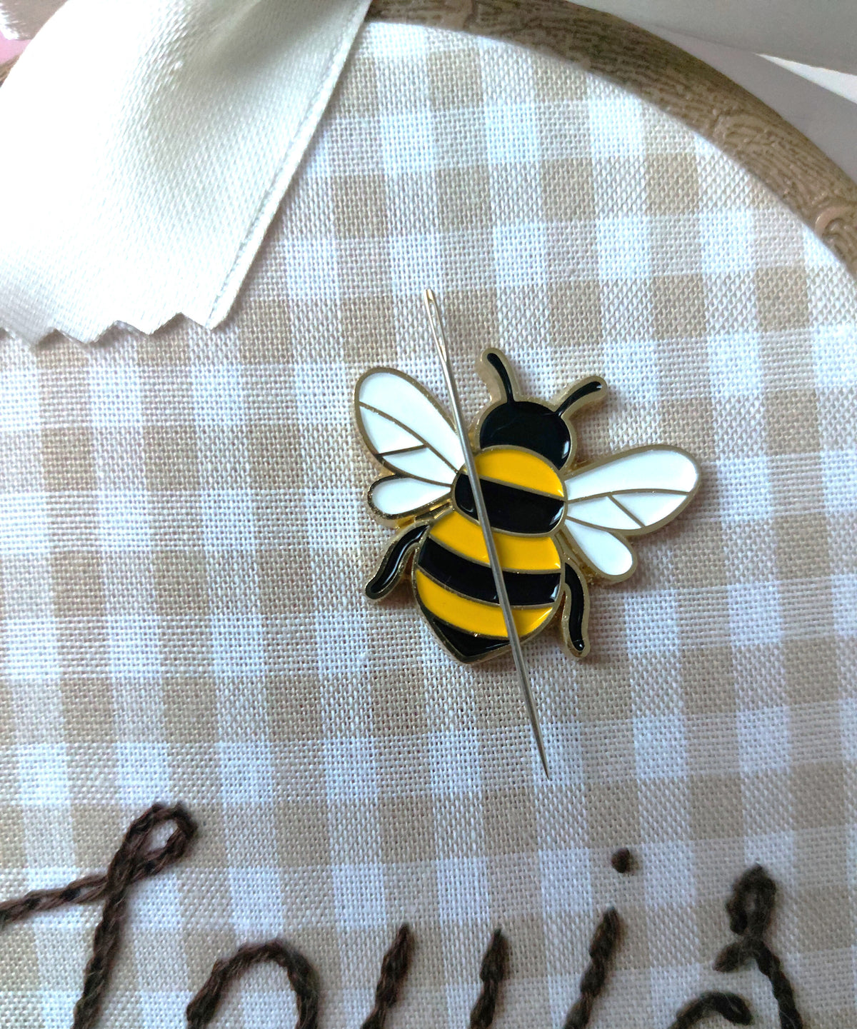 Porte-aiguille aimanté - Abeille